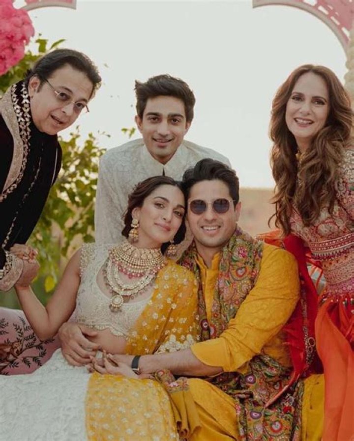 How Jagdeep Advani's Father Shaped His Net Worth
