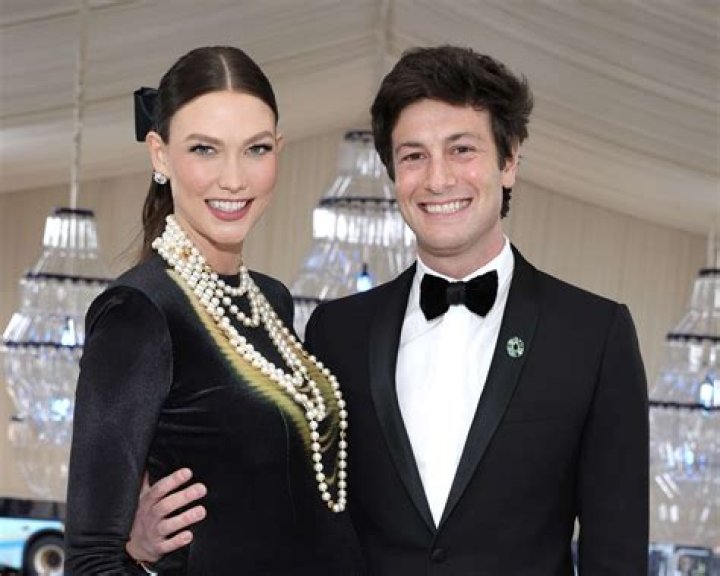 Joshua Kushner Height Married Wife Karlie Kloss Family